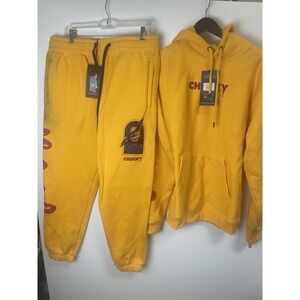 Halloween Universal Studios Chucky X Shoe Palace L/XL Good Guys Yellow Sweat Set